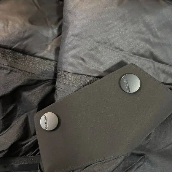 Arc'teryx Men's Down Jacket - Picture 7 of 7